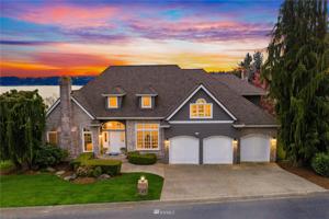 1533 204th NE