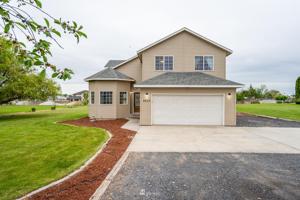 8069 Diamond Point NE