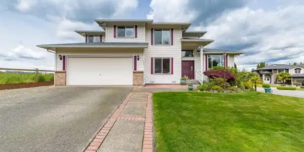 502 119th NE