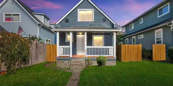 2119 Ainsworth