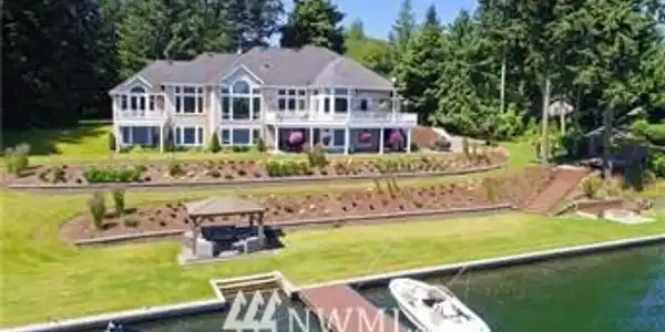 20717 Snag Island Drive E