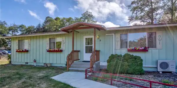 24811 Dell Place