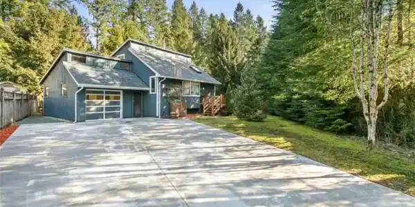 8092 Mosey Court