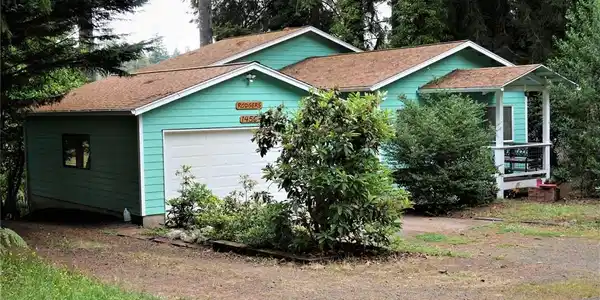 1450 Timberlake East Drive