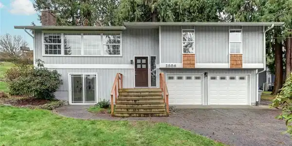 2506 255th NW