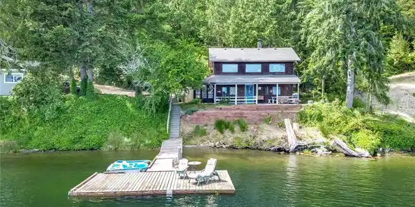 3010 Mason Lake W