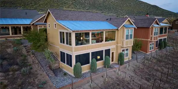 122 Village Way