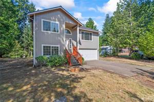 751 Lakeshore E
