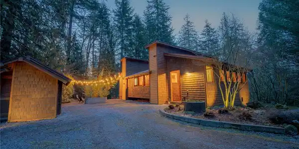 2304 Northshore