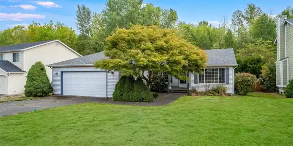7526 38th SE