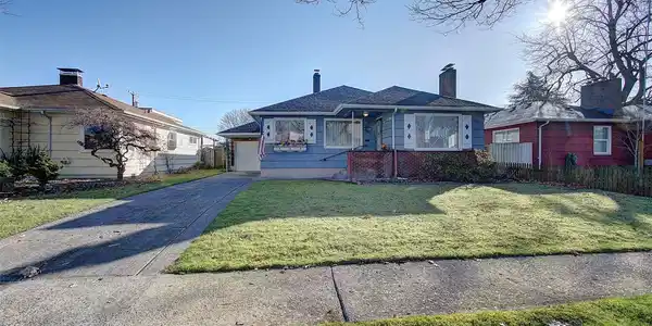 910 22nd