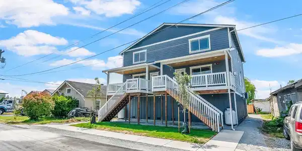 9430 269th NW