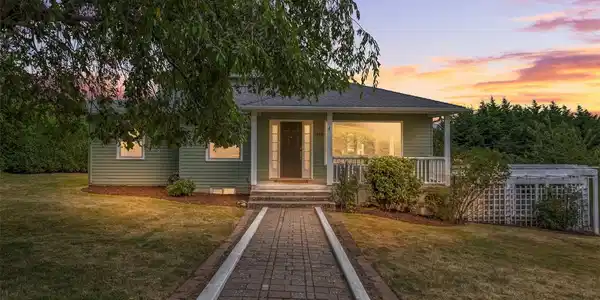 2828 Pullman