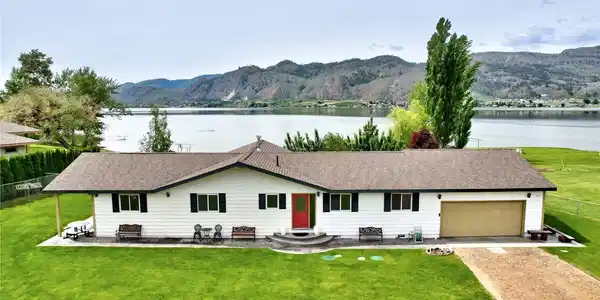 418 Eastlake