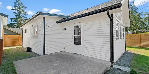 14915 Portland SW