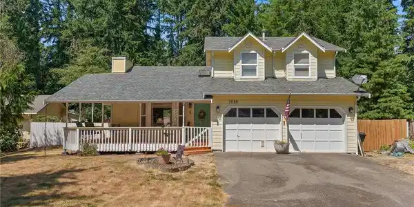 7016 Alderwood SE