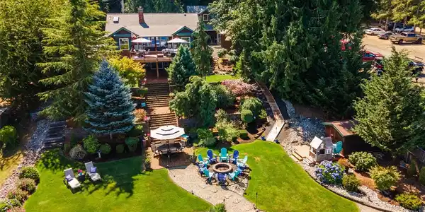 501 Summit Lake Shore NW