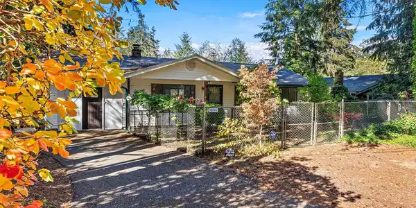 14208 Meadowlark NW