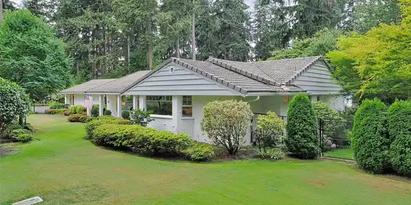 12617 Gravelly Lake SW
