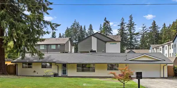 2222 136th SW