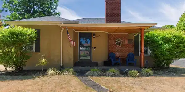 2215 Olympia