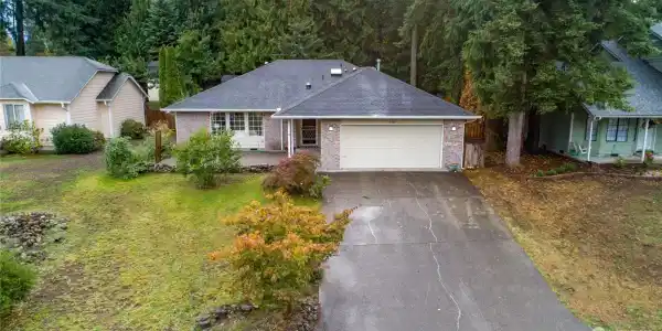 6305 22nd SE