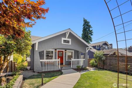 7546 Roosevelt NE
