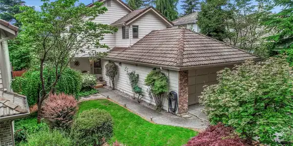 16518 15th SE