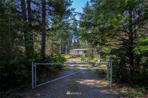 200 NE Sundown Drive