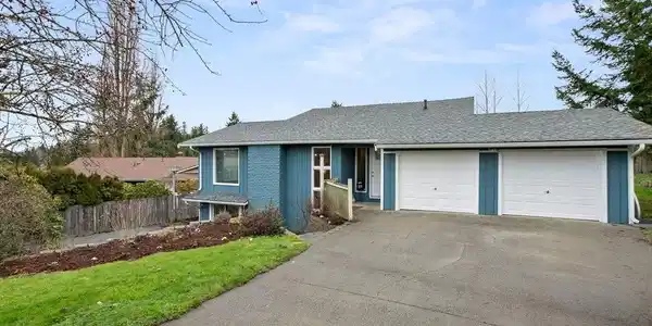 1227 115th SE
