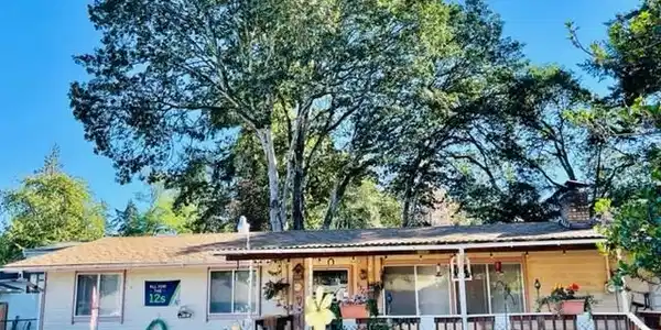 9320 Highland SW