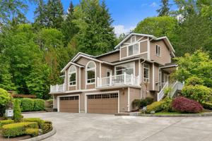 1610 Lake Sammamish SE