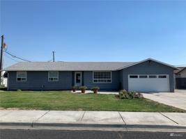 627 Crestview