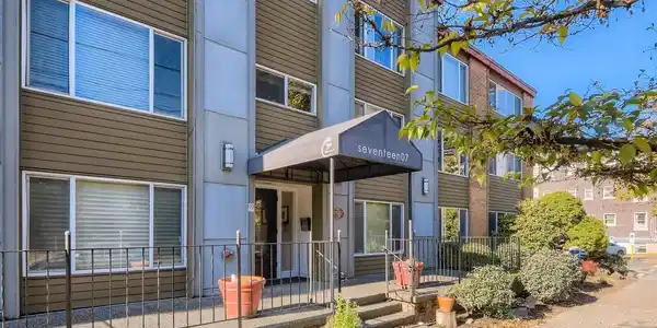 1707 Boylston