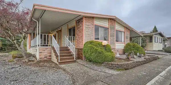 11436 SE 208th