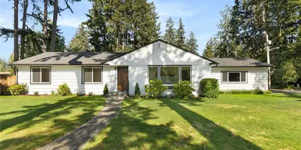 12423 Ave Dubois SW