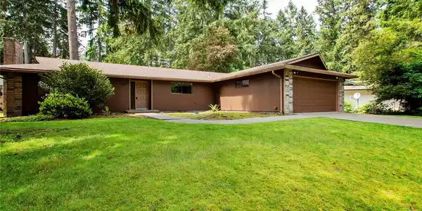 4507 Timberline SE