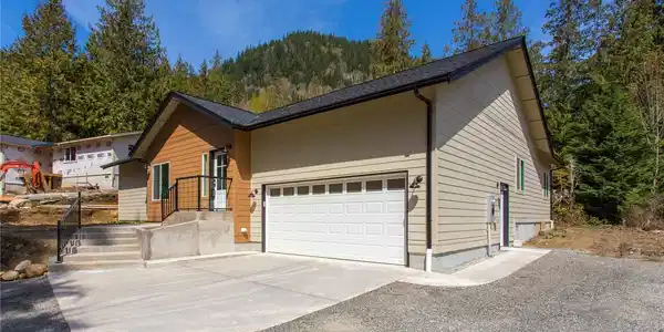 3078 Huckleberry
