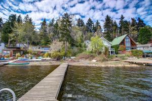 1094 Lake Sammamish Parkway NE