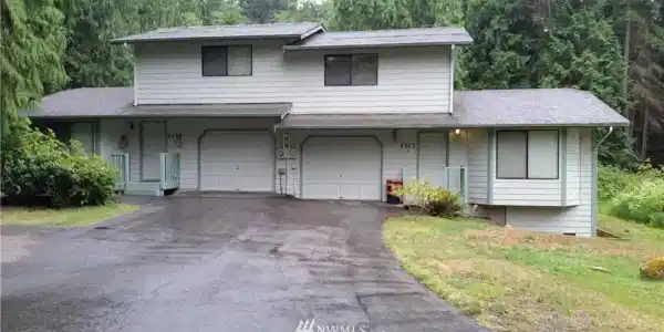 4222 Winns Hollow
