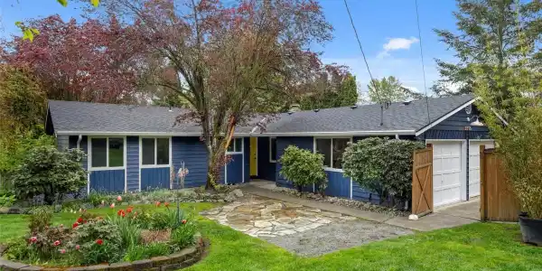 2333 255th NW