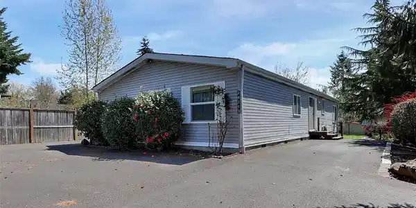 20213 71st E