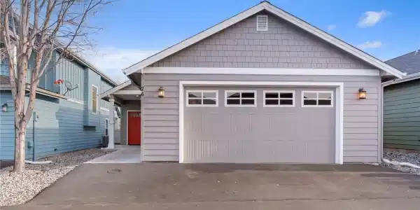 2452 Columbia