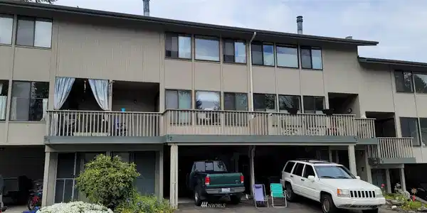 17303 Spanaway Loop S