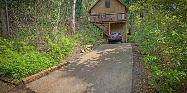 1840 Emerald Lake