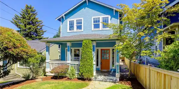 6530 1st NE