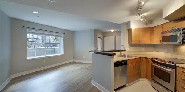 700 Denny