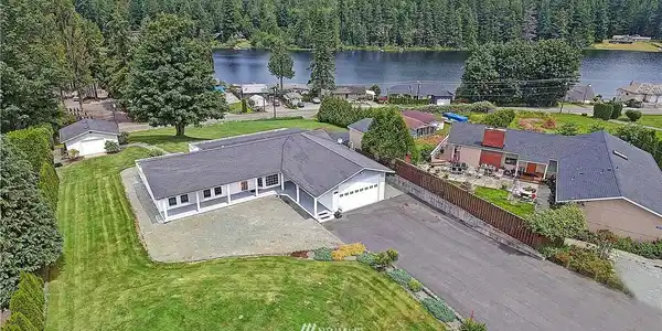 8117 188th NW
