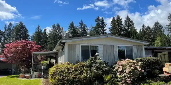 4707 Black Lake Belmore SW