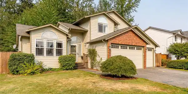14200 41st SE